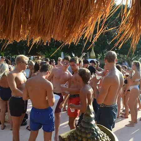 Black Amber Boutique Hotel *