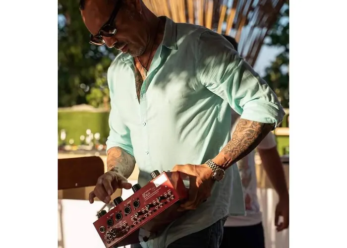 Black Amber Boutique Hotel *