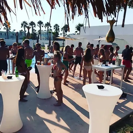 Black Amber Boutique Hotel *