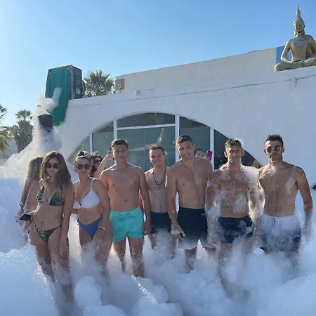 Black Amber Boutique Hotel