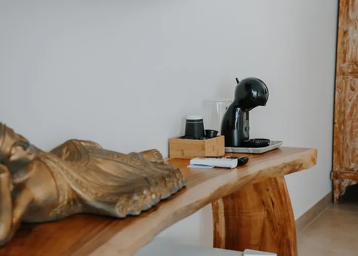 Black Amber Boutique * 兰皮