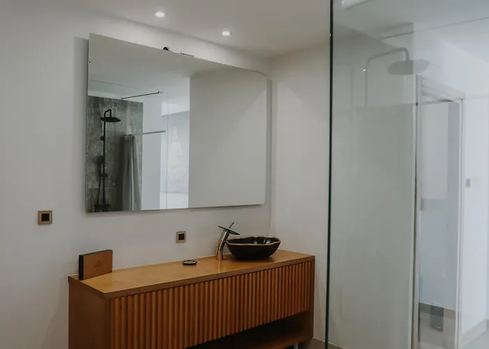 Black Amber Boutique *