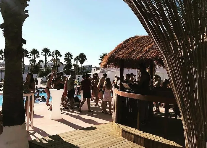 Black Amber Boutique Hotel