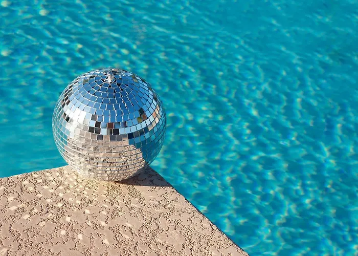 酒店 Black Amber Boutique 兰皮