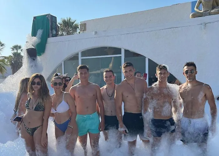 Black Amber Boutique 酒店