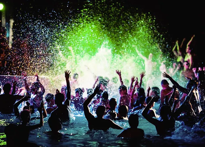 酒店 Black Amber Boutique 兰皮