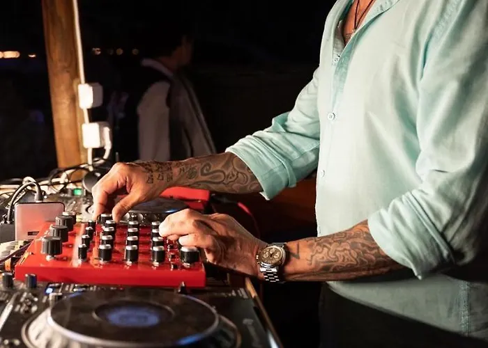 Black Amber Boutique 酒店 *