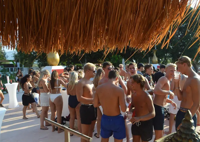 酒店 Black Amber Boutique 兰皮