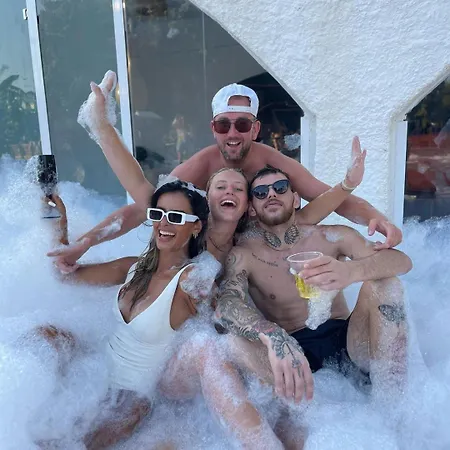 Black Amber Boutique *