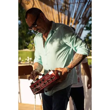 Black Amber Boutique Hotel *