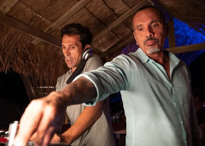 Black Amber Boutique *